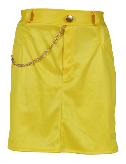 Détail de la jupe jaune avec chaîne dorée du déguisement miss Kpop pour adolescente