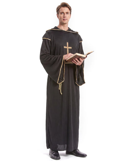 Om de costum negru și auriu călugăr