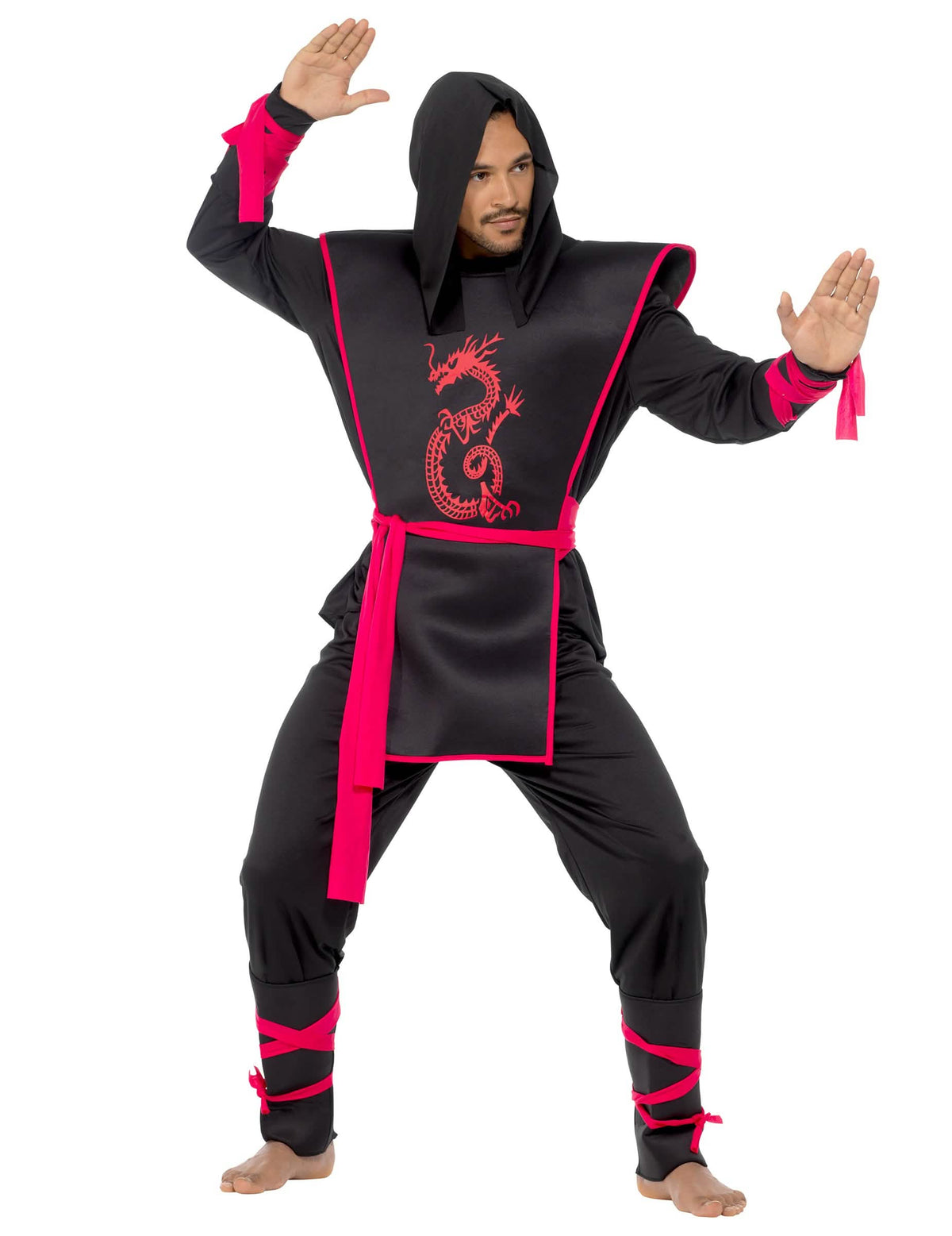 Poziție de luptă a costumului ninja pentru bărbat