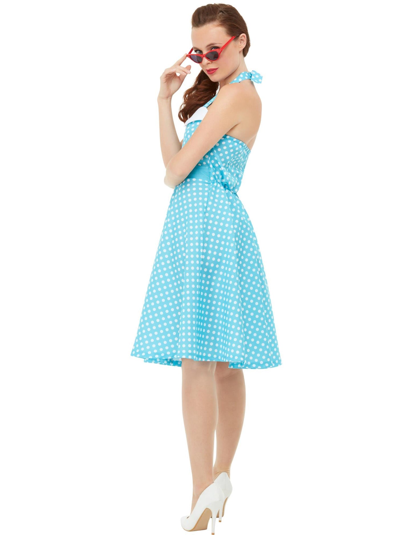 Femeie cu costum retro albastru pin-up