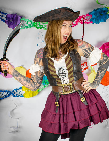 Costum de pirat aventuros feminin