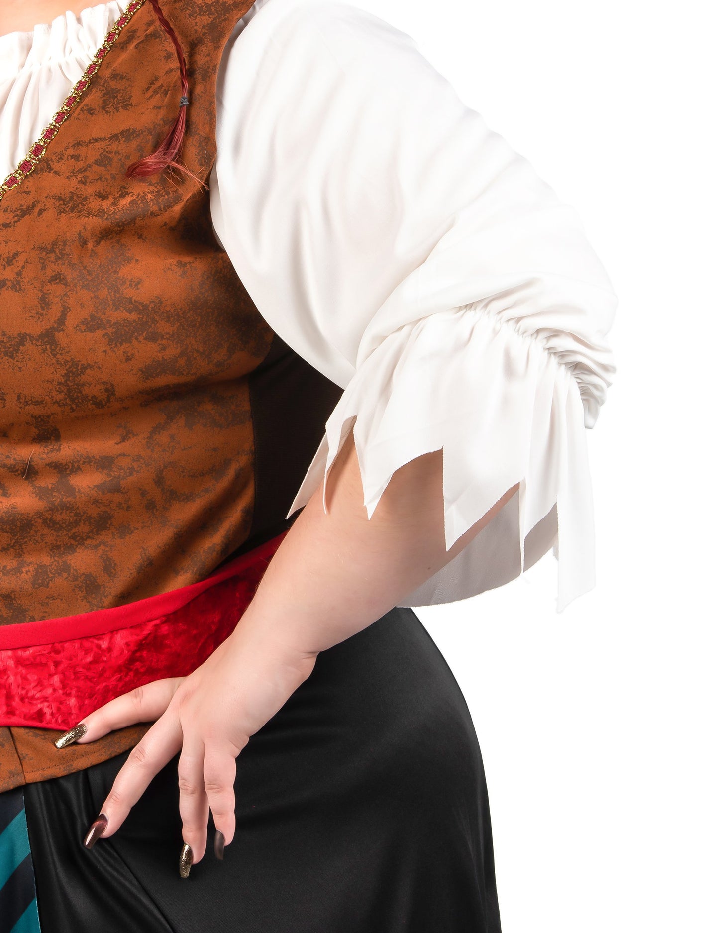 Piratul cu dungi albastre și negru deghizează o femeie de dimensiuni mari