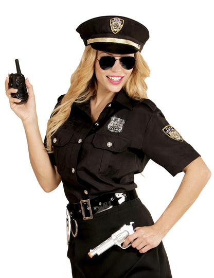 Femeie costum de poliție neagră