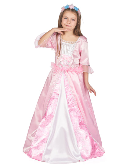 Costum prințesă cu o fată cu fete