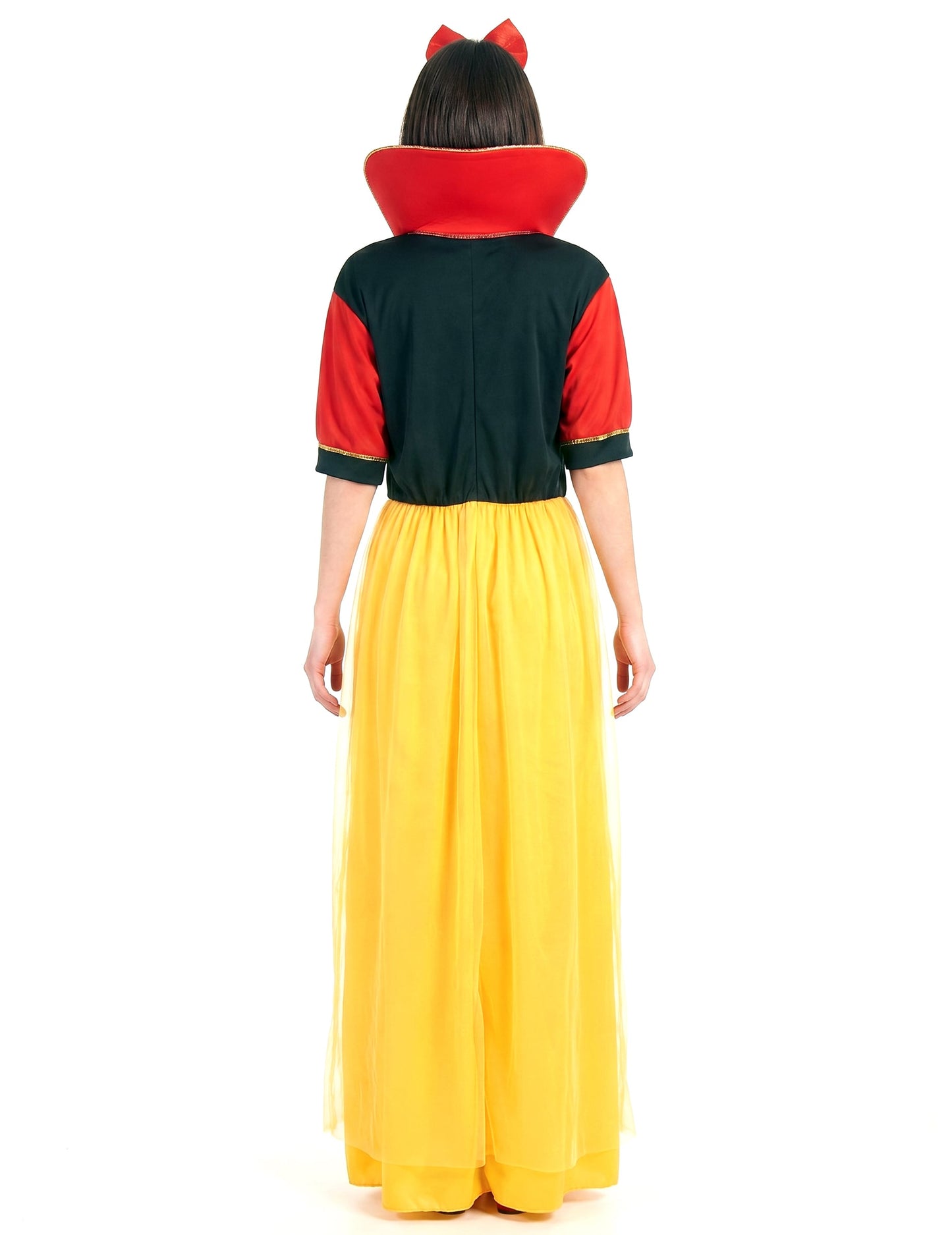 Femeie cu costum de zână prințesă