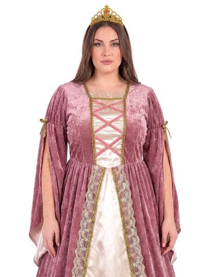 Prințesa medievală roz și alb deghizează o femeie de dimensiuni mari