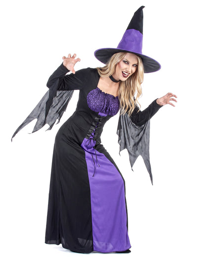 Deghizarea vrăjitoarei femeii de Halloween