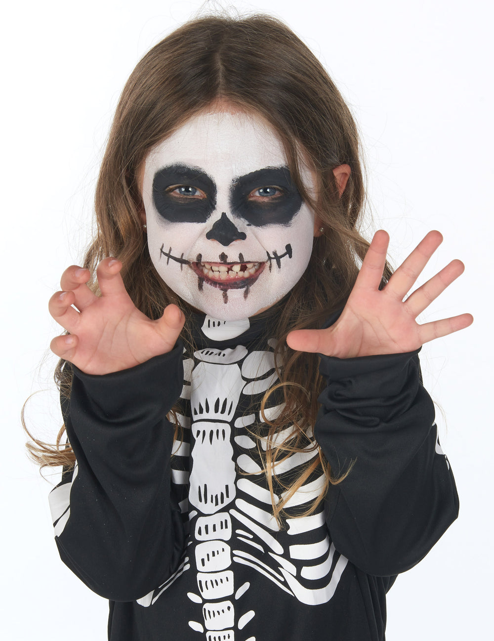 Gros plan sur le maquillage du déguisement de squelette Halloween