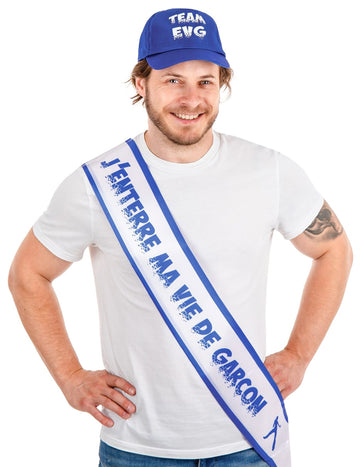 Eșarfă albastră, pământ, viața băiatului meu