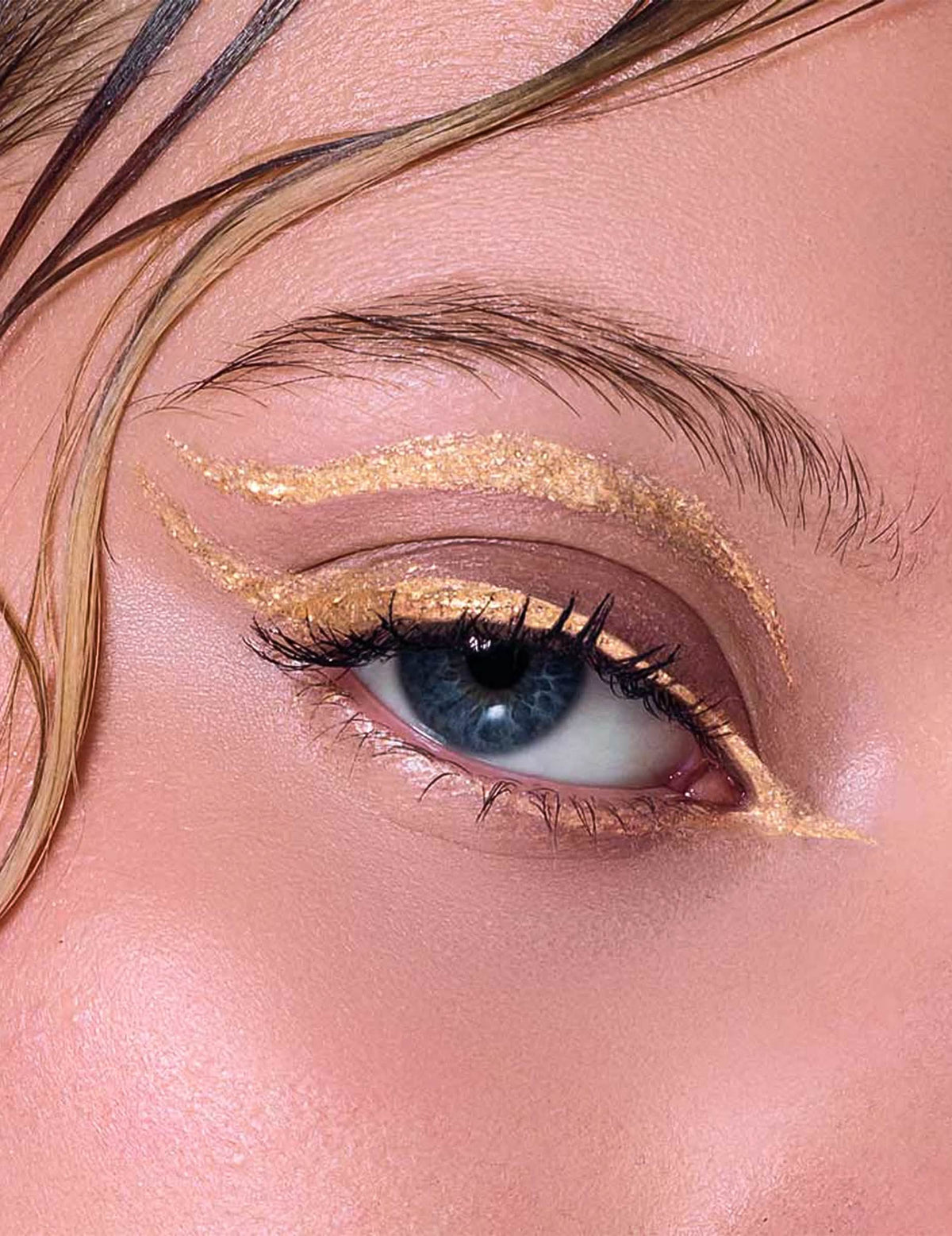 Eyeliner cu sclipici sau metalic - Si si la paillette™