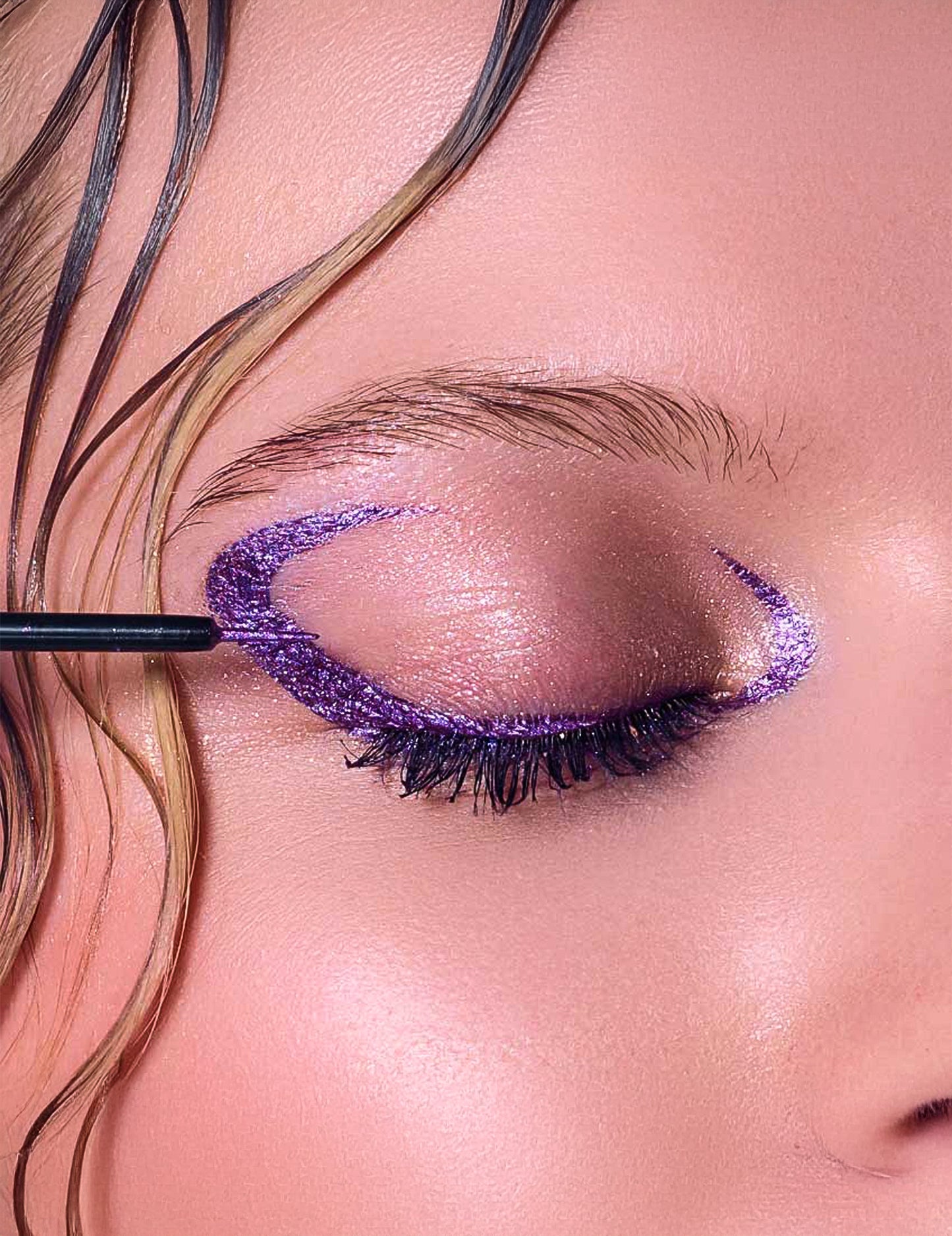 Eyeliner mov cu sclipici - Si si la paillette™