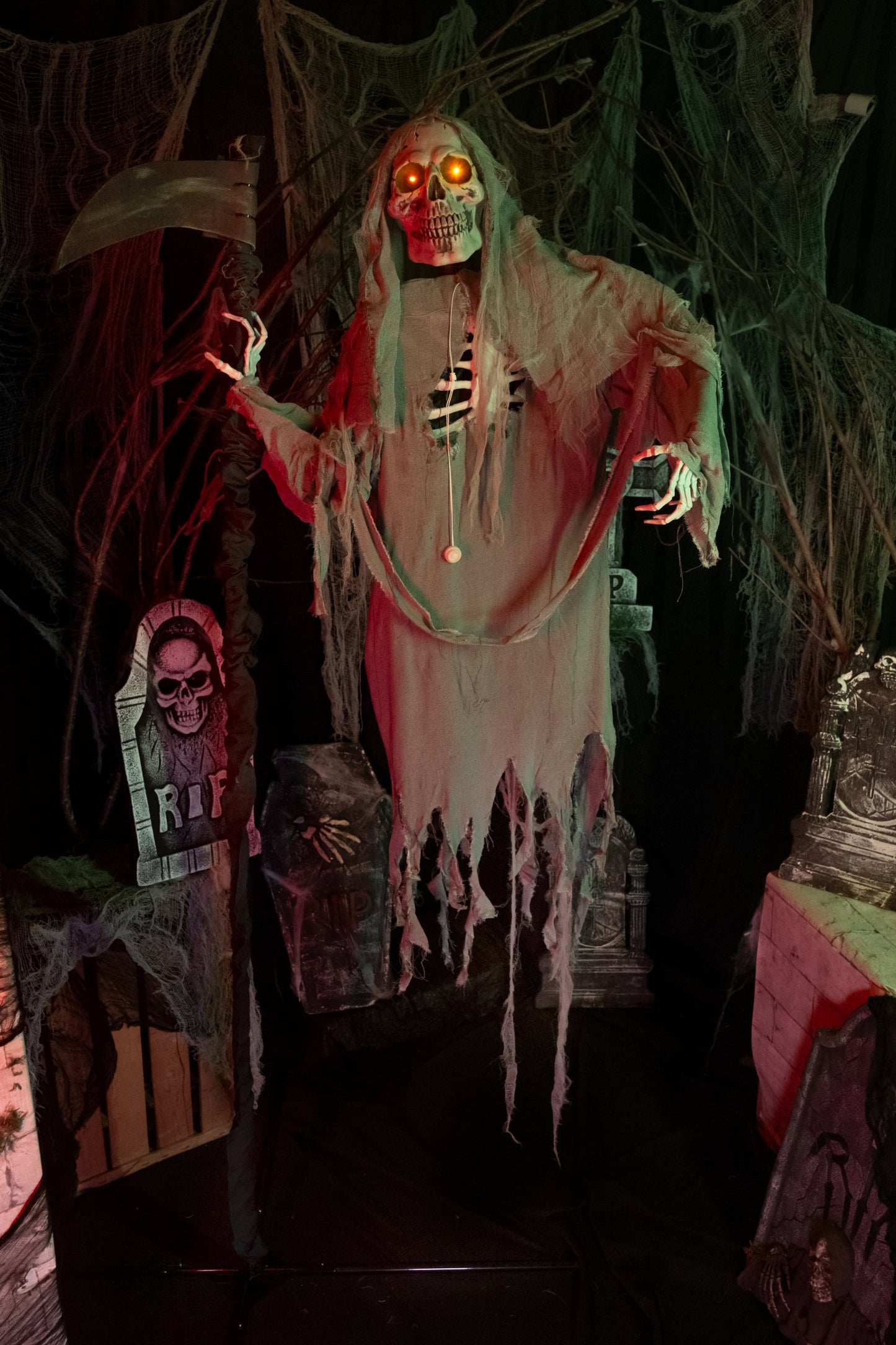 Reaper plutitor înfricoșător 183 cm