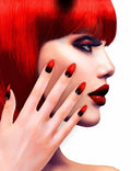 Faux cils et faux ongles