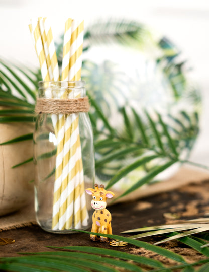Figurină girafă din rășină 3 cm 3 ori cm temă safari