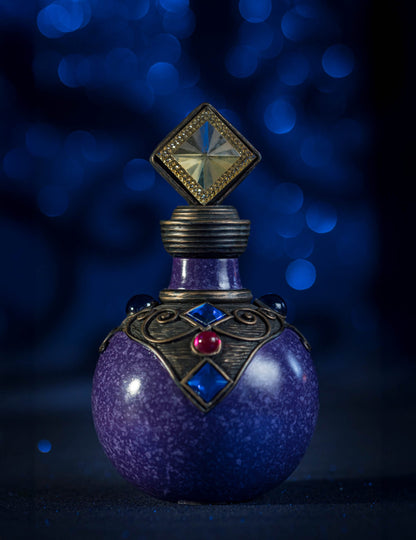 Flacon de potion violet  en résine 16,5cm