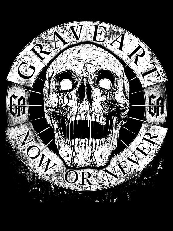 Détail de l'imprimé graphique du T-shirt tête de mort