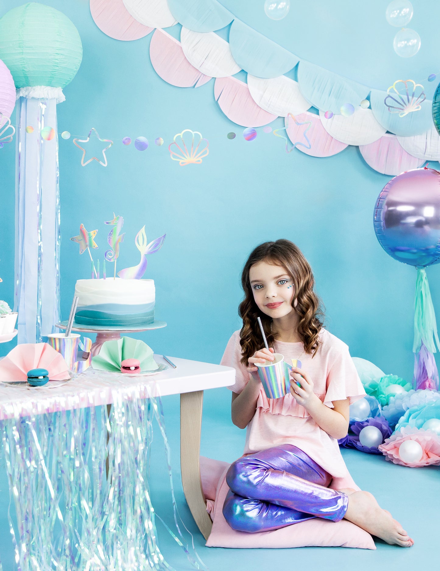 Ambiance de fête d'anniversaire de la guirlande en carton sirène