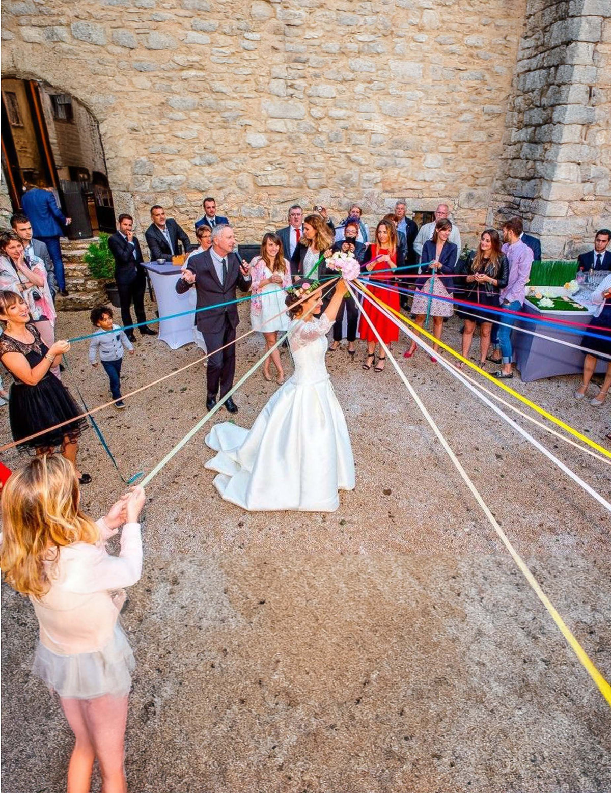 Joc cu panglici de nuntă, 15 panglici multicolore