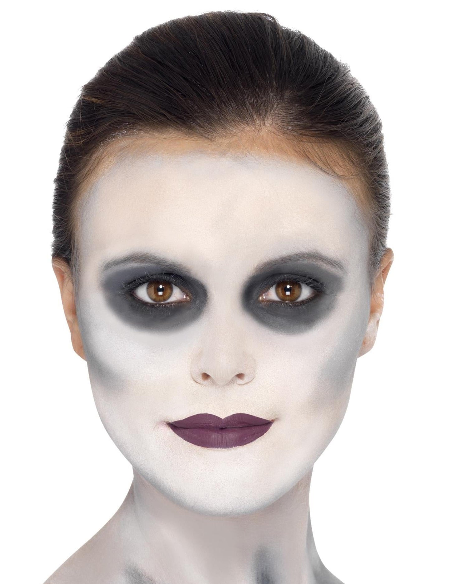 Prim-plan al machiajului feței kitului de machiaj de pirat al mărilor