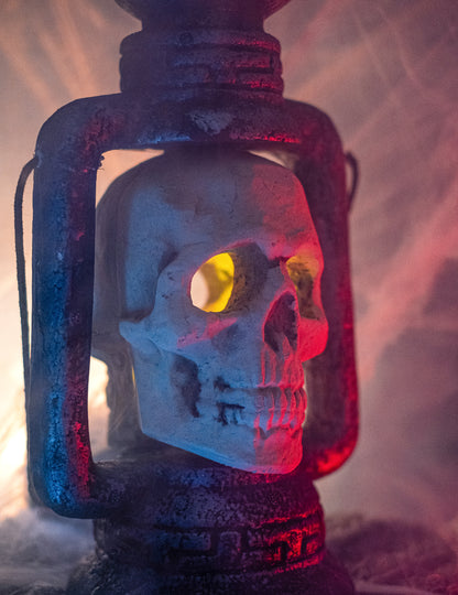 Lanterna cu craniu luminos 35 cm Halloween