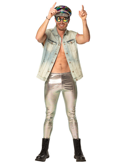 Vue d'ensemble portée par un homme des lunettes party arc-en-ciel