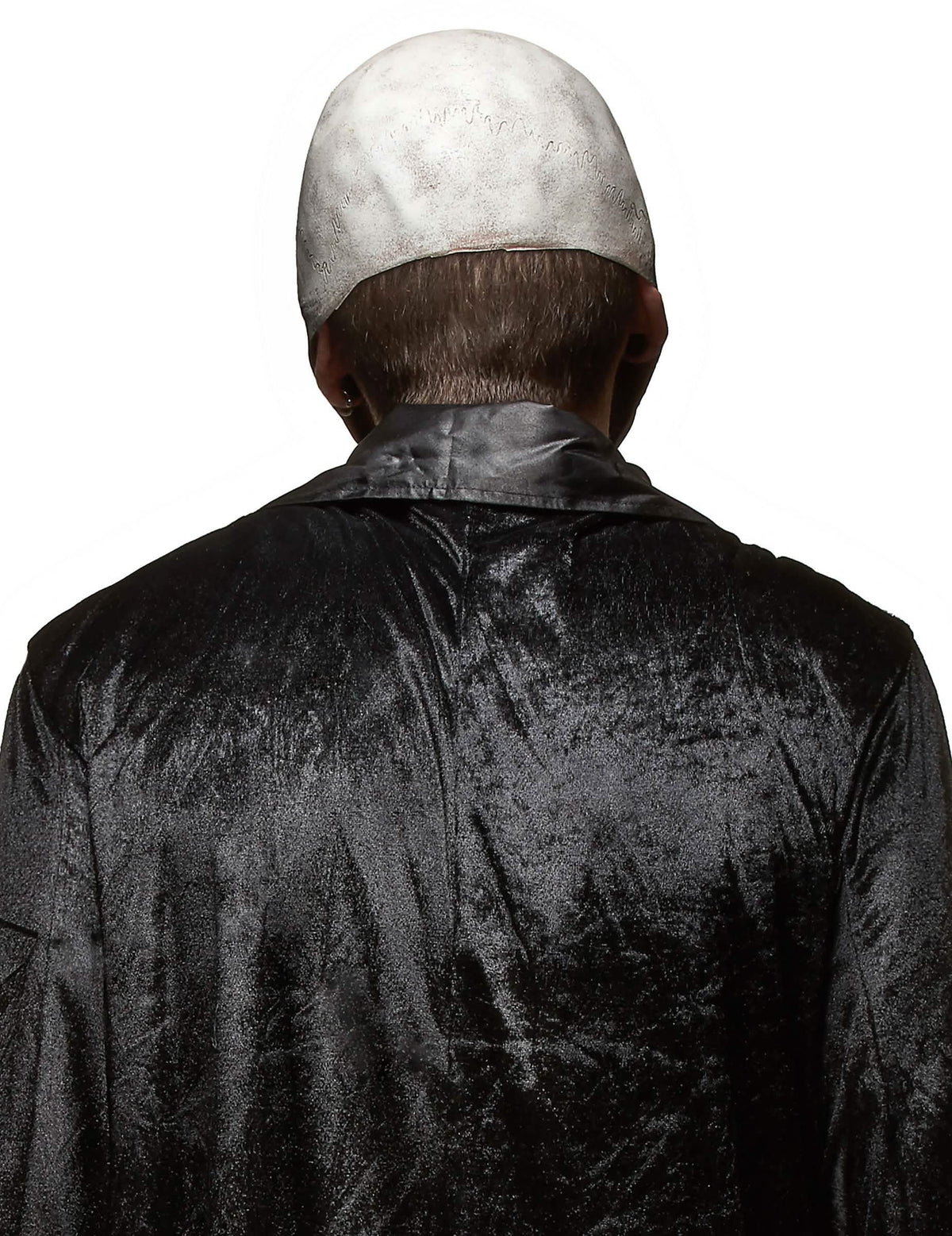 Vedere din spate a măștii din latex cu craniu înfricoșător