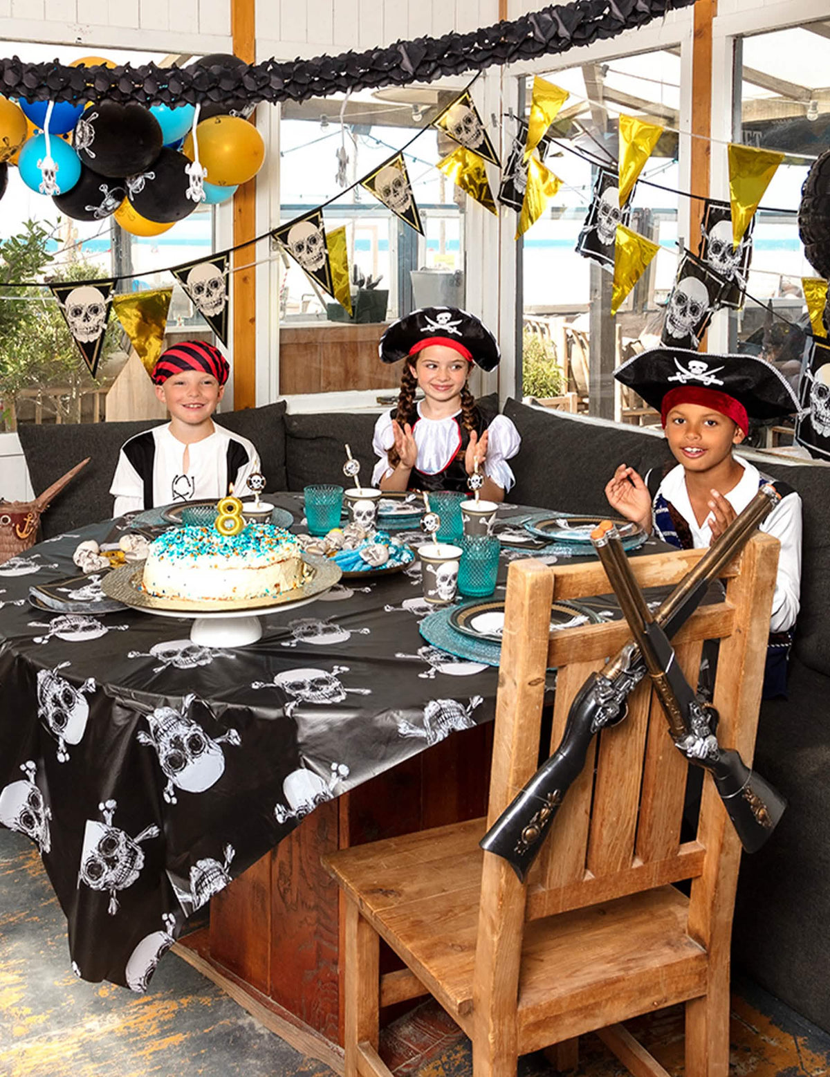 Decor de aniversare pentru fața de masă din plastic Pirate Jolly Roger