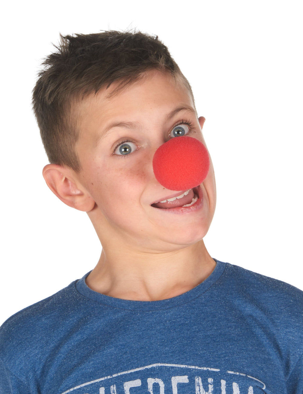 Mise en situation sur un enfant du nez de clown mousse