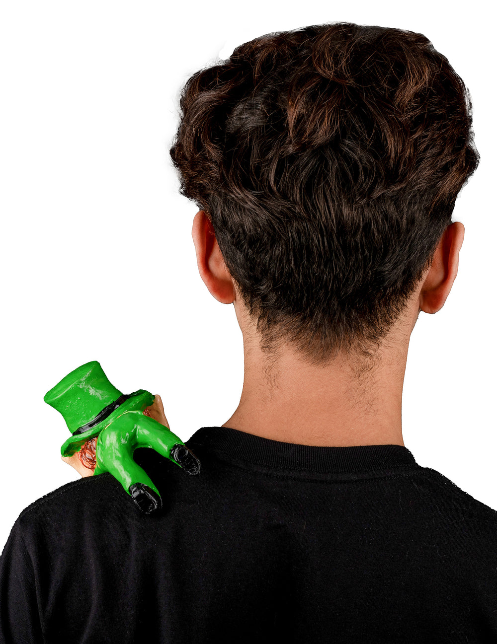 Vue de dos du petit leprechaun d'épaule pour adulte