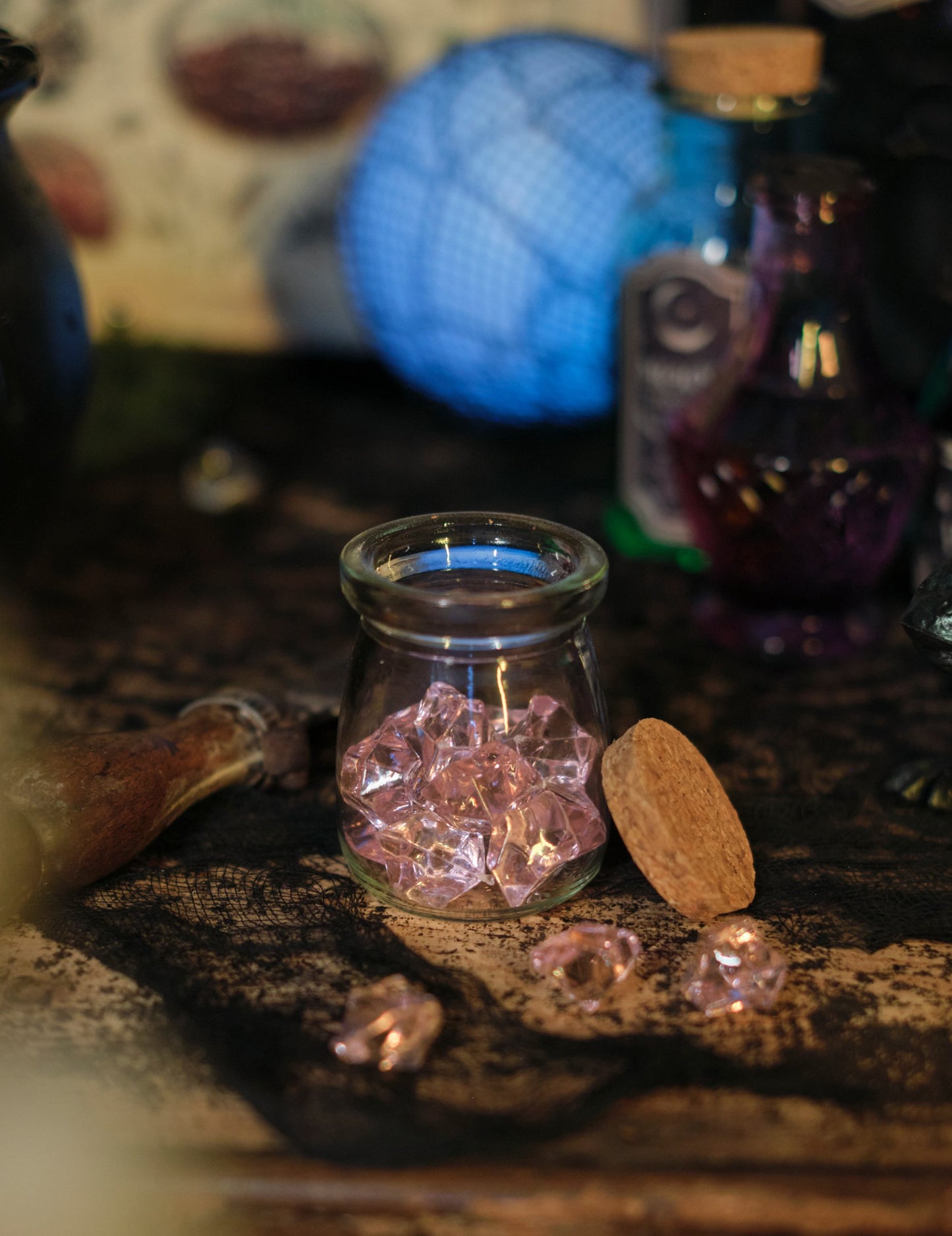 100g pietre roz cu efect de cristal pentru decorarea mesei