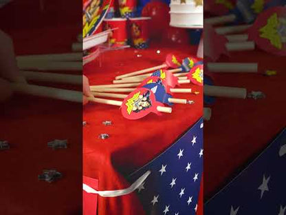 8 paie medalion din carton Wonder Woman™ de 20 cm