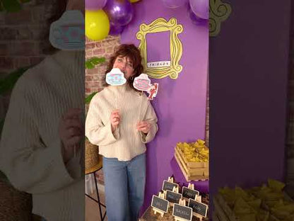 Kit Photobooth cu prietenii prieteni 40x46cm 3 camere