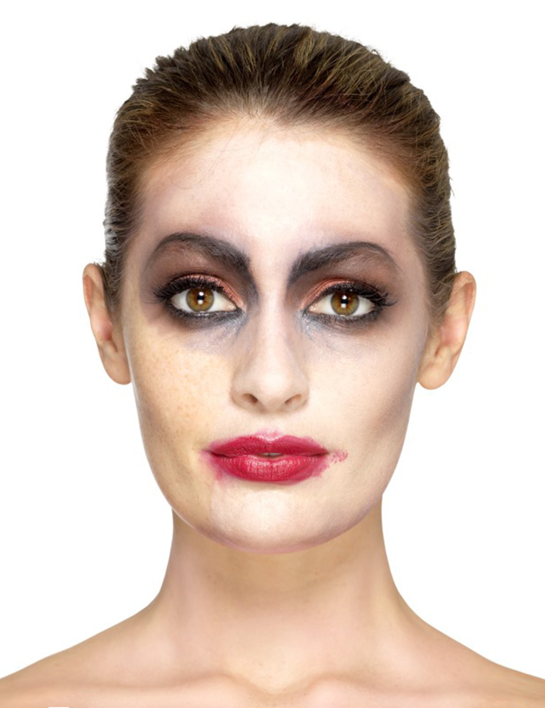 Exemplu de machiaj facial pentru proteza din latex cu tăieturi de Halloween