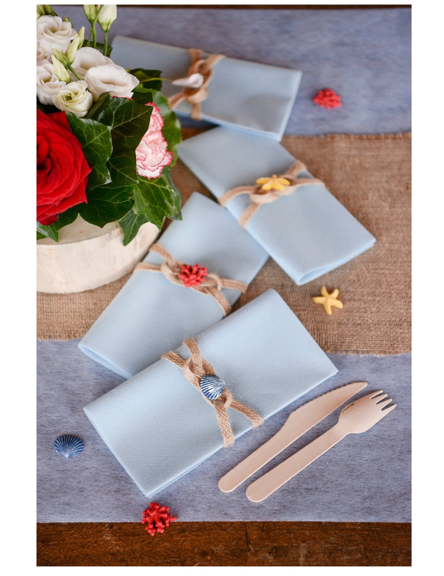 Bandă din pânză de iută 10 mm x 5 metri decor boem 