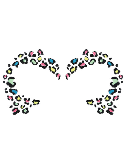 Détail du motif du tatouage à paillettes léopard