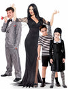 Costum de familie macabră