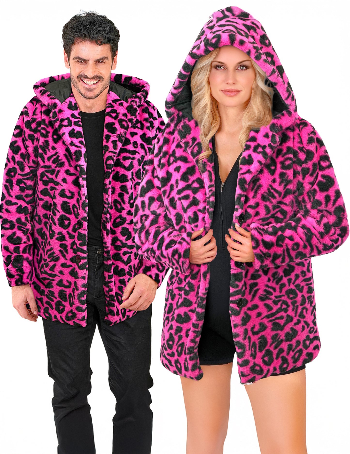 Modèles homme et femme de la veste à capuche léopard