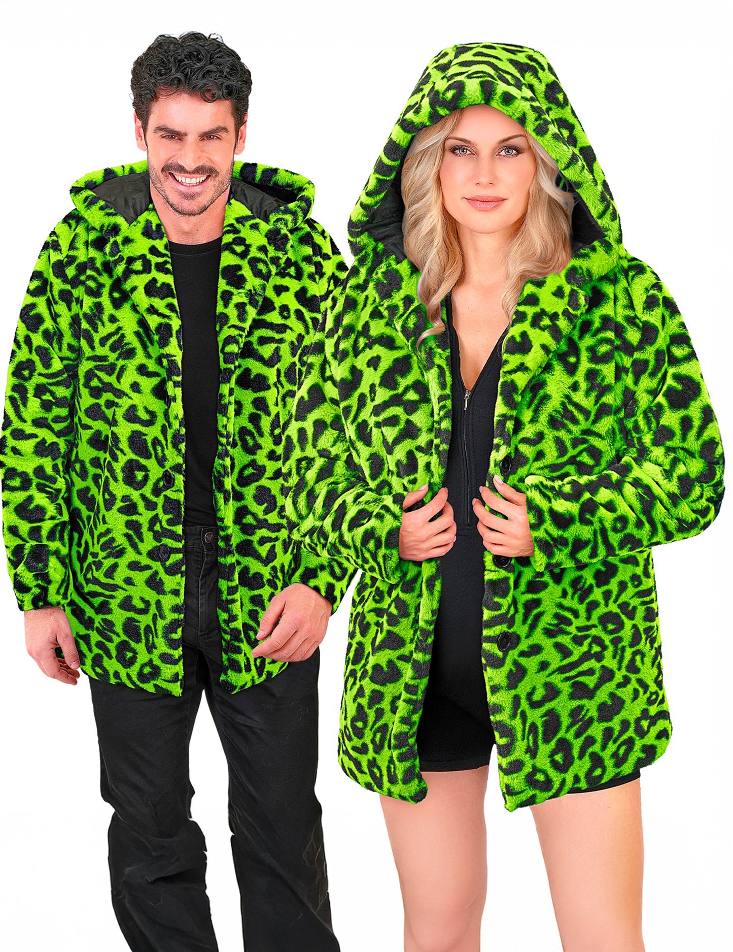 Modèles homme et femme de la veste à capuche léopard